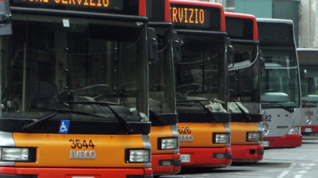 Trasporti, venerd&igrave; giornata nera Roma e Milano, disagi per ... - corriere.it