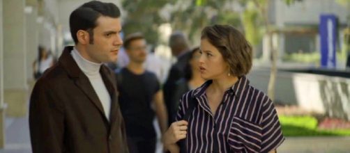 Mordomo de A Dona do Peda&ccedil;o aparece como esp&iacute;rito. (Reprodu&ccedil;&atilde;o/ TV Globo)