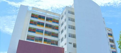 Pais levaram beb&ecirc; embora do Hospital. (Reprodu&ccedil;&atilde;o/ TV TEM)