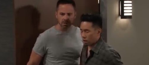 Brad is afraid of what Julian might do. [Image Source: JSMS99-YouTube]