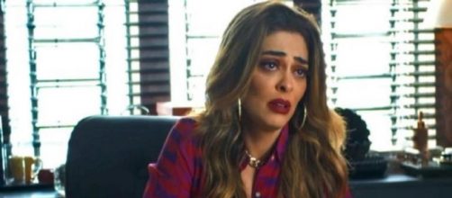 Maria da Paz perde a cabe&ccedil;a ap&oacute;s descobrir trai&ccedil;&atilde;o e acaba presa (Reprodu&ccedil;&atilde;o/Tv Globo)