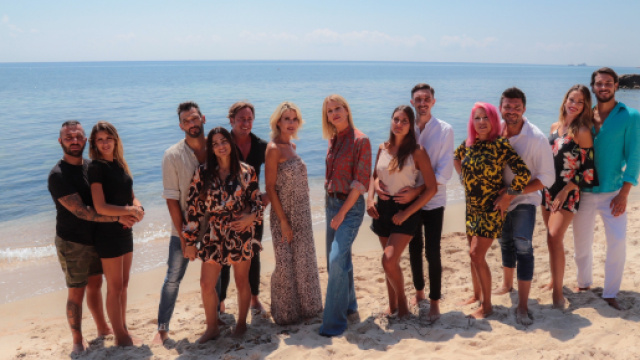 Temptation Island Vip2, Simone Bonaccorsi avrebbe tradito Chiara: la segnalazione di Deianira Marzano.