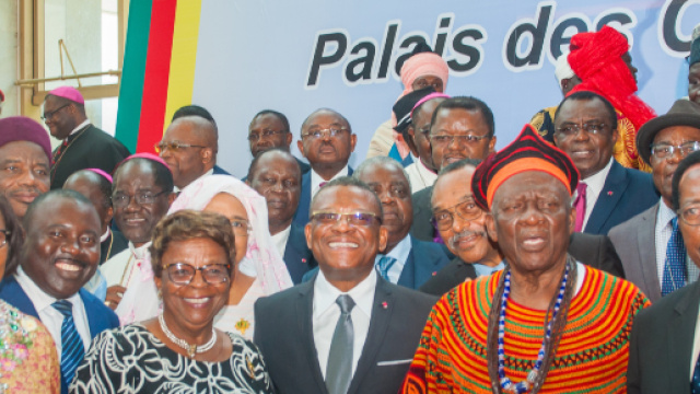 Le Grand Dialogue National au Palais des Congr&egrave;s (c) PRC