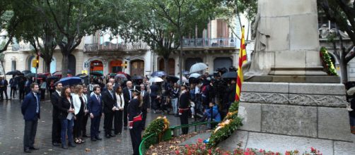 En la ofrenda del Govern se cuela el himno espa&ntilde;ol