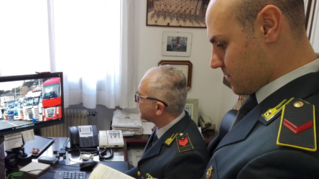 Omessa dichiarazione Iva: se sbaglia il commercialista la confisca la subisce il cliente