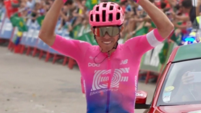 Sergio Higuita, vincitore della tappa di Becerril