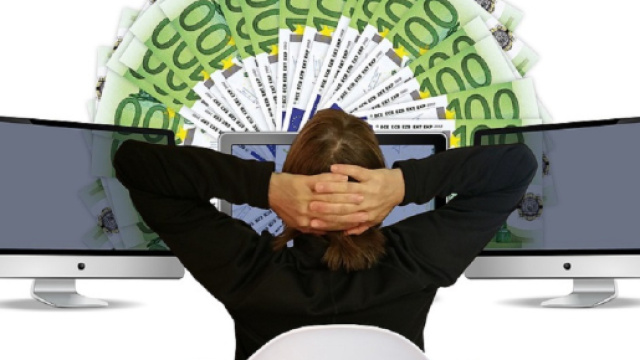 Da oggi per il conto corrente scatta l'open banking, mentre per la strong authentication c'&egrave; la proroga della Banca d'Italia.