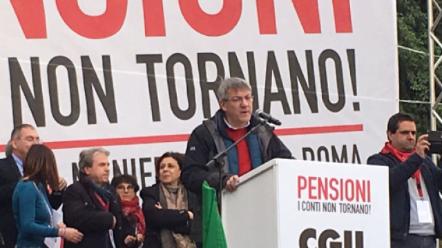 Pensioni, Landini (Cgil): 'Il problema non &egrave; Quota 100 ma cambiare legge Fornero'