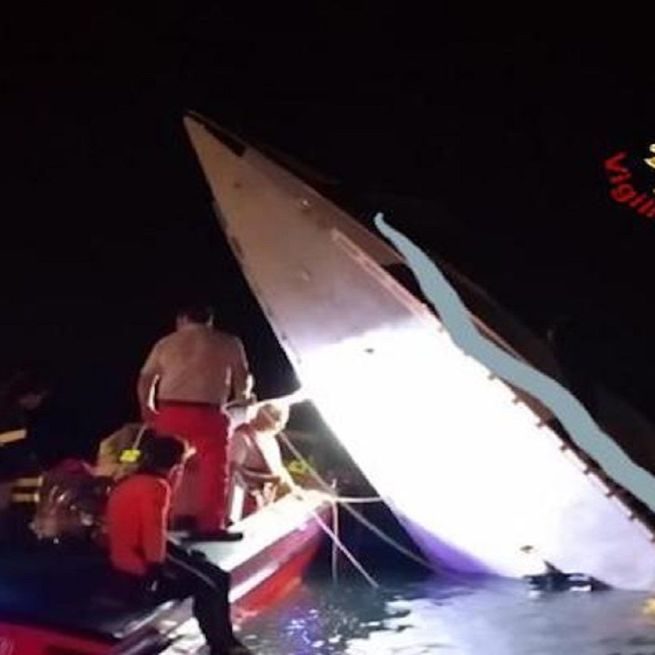 Venezia: i rottami della barca di fabio buzzi dove hanno perso la vita altre due persone