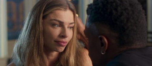 Ramon questiona relacionamento entre Paloma e Alberto. (Reprodu&ccedil;&atilde;o/TV Globo)