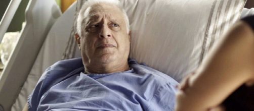 Alberto discute com Nana. (Reprodu&ccedil;&atilde;o/TV Globo)