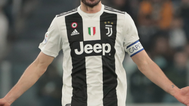 Juventus, Chiellini promette: rientrer&agrave; a marzo quando si decider&agrave; la Champions (RUMORS)