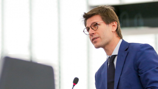 L'europarlamentare M5S Ignazio Corrao scarica la Lega di Salvini