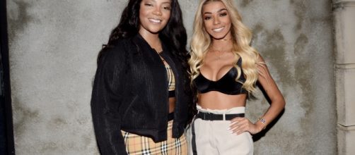 Ludmilla se diverte com a namorada em viagem &agrave; &Aacute;frica. (Arquivo Blasting News)