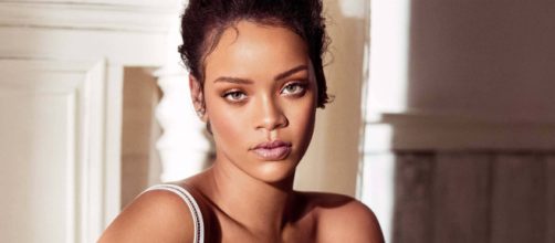Rihanna foi apontada pela Forbes como a artista feminina da m&uacute;sica mais rica do mundo. (Arquivo Blasting News)