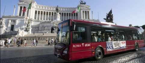 Roma: autista della linea 46 aggredito in zona Boccea, fermati otto giovani