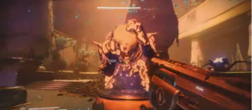 That's a lotta damage. [Image credits: Ehroar/YouTube]