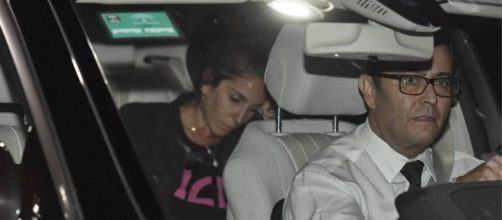 Anabel Pantoja acude al hospital a visitar a su abuela. / Cordon Press