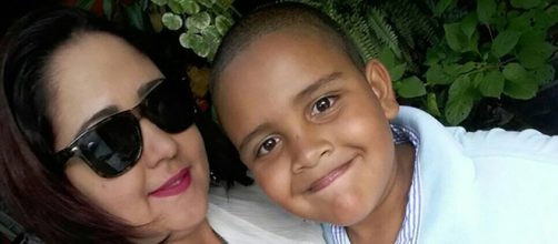 M&atilde;e conta momentos que antecederam a morte do filho causada pelo pai em Londrina. (Arquivo Blasting News)
