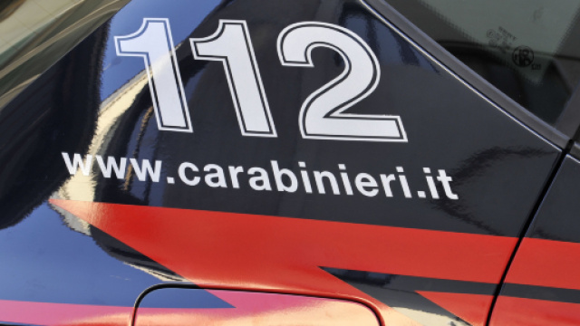 Brindisi, 58enne strappa orecchino a 14enne: credeva lo avesse insultato