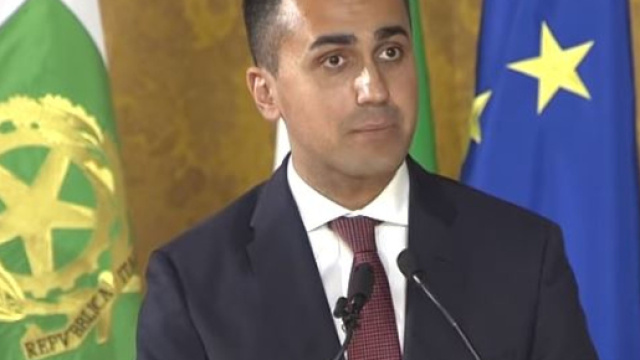 Luigi Di Maio dovrebbe lasciare gli incarichi secondo il senatore Mario Michele Giarrusso.