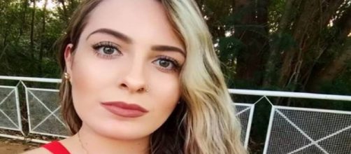 Jovem &eacute; encontrada morta ap&oacute;s receber ajuda para trocar pneu de carro. (Reprodu&ccedil;&atilde;o/Instagram)