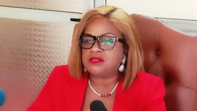 Directeur G&eacute;n&eacute;ral de l'API Mme Marthe Angeline Minja (c) Odile Pahai