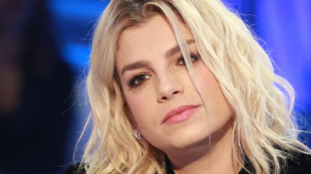 Emma Marrone: la leonessa pugliese annuncia di aver superato l'operazione.