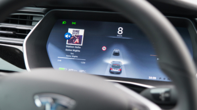 Tesla : l'Autopilot 2.0 arriverait cette ann&eacute;e pour une conduite ... - frandroid.com