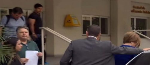 Anthony Garotinho e Rosinha Matheus s&atilde;o presos. (Reprodu&ccedil;&atilde;o/TV Globo)