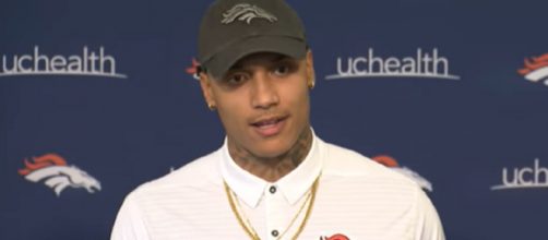 Su&rsquo;a Cravens played for the Washington Redskins and the Denver Broncos. [Image Source: Denver Broncos/YouTube]