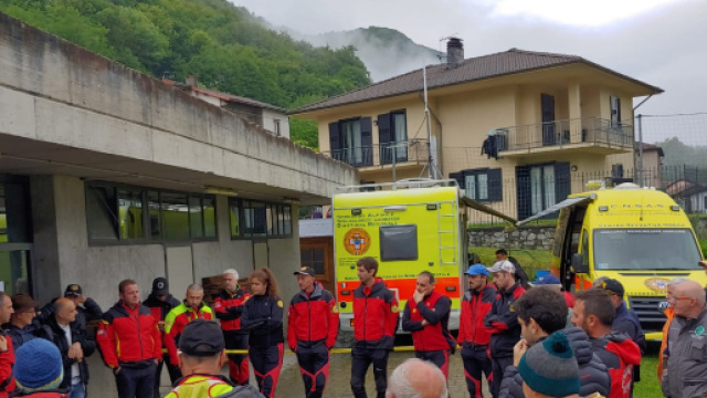 Lecco, giallo tra i boschi: ritrovato il corpo di un uomo, forse &egrave; il runner Mainetti