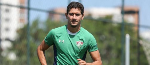 Capit&atilde;o ap&oacute;s briga com Oswaldo, Ganso mostra poder nos bastidores do Fluminense. (Instagram/@lucasmerconphotos/FFC)