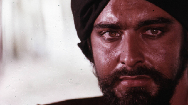 Casting per un film con Kabir Bedi