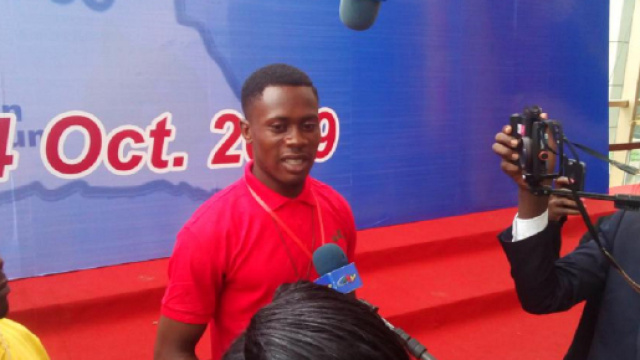 Un ex-combattant lors du Grand Dialogue National au Palais des Congr&egrave;s de Yaound&eacute; (c) Odile Pahai