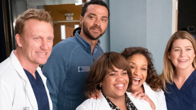 Anticipazioni Grey's Anatomy 16, Krista Vernoff: 'Nessuna coppia &egrave; al sicuro'