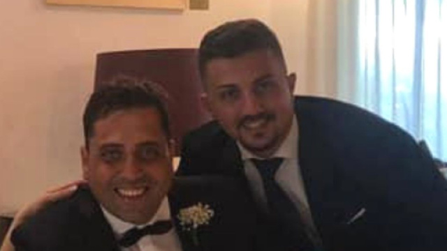 La notte in cui Cerciello (a sinistra) &egrave; stato ucciso, neanche il collega Varriale (a destra) aveva l'arma d'ordinanza ed erano in borghese.