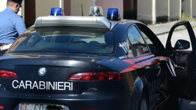 Brindisi, bambina litiga con l'amichetta e chiama i carabinieri
