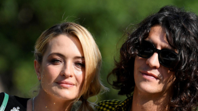 Carolina Crescentini e Francesco Motta sono marito e moglie