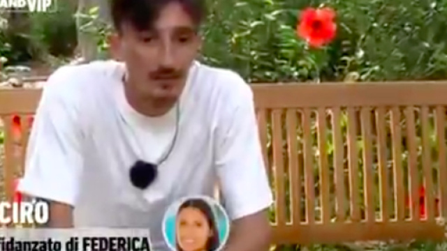 Diretta Temptation Island Vip: Ciro scappa dal villaggio, lui e Federica vengono espulsi