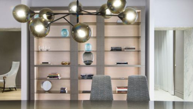 Le tendenze del 2020 per l'interior design: le novit&agrave; sui colori, materiali, illuminazioni e ambienti