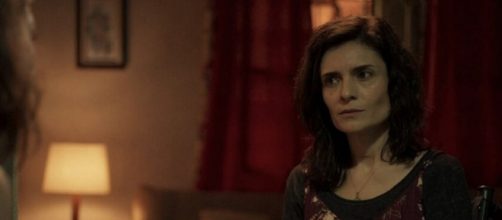 Arieta Corr&ecirc;a como a Leila em cena de "Amor de M&atilde;e". (Reprodu&ccedil;&atilde;o/TV Globo)