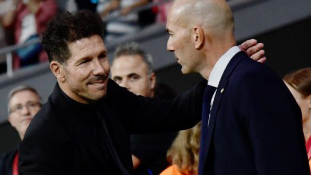 Simeone e Zidane, gli allenatori di Atletico e Real.