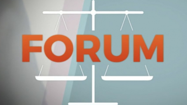 Forum, &egrave; virale il video di una moglie tradita: 'Tu ami le vecchie, le vecchie'