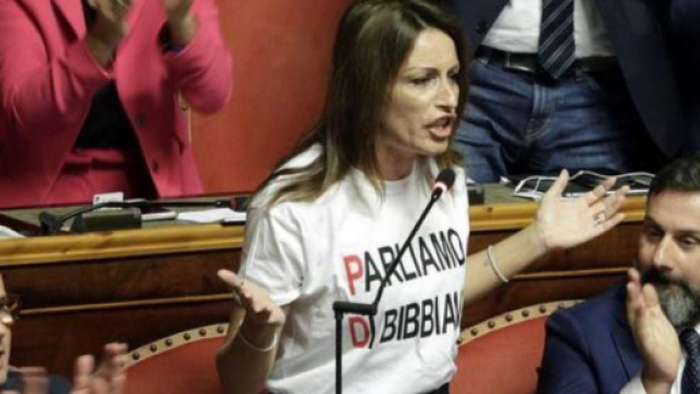 Bibbiano: Lucia Borgonzoni attacca Massimo Giannini