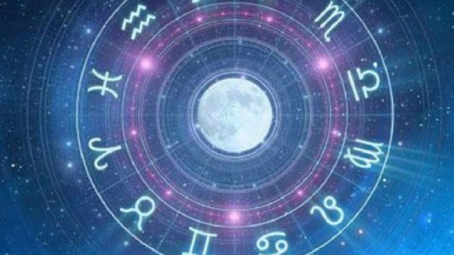 L'oroscopo di domani 17 gennaio: Leone positivo, opportunit&agrave; per Vergine