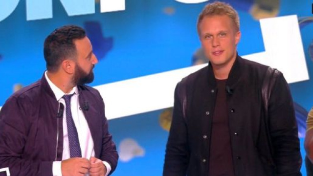TPMP : Cyril Hanouna recherche de nouveaux chroniqueurs, Guillaume Genton est &agrave; l'essai. Credit: Capture/C8