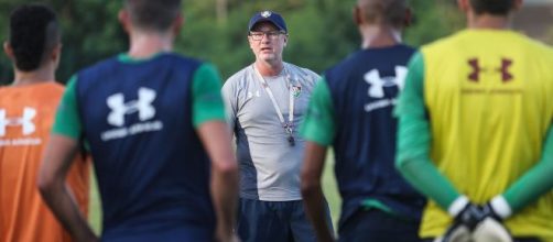 Odair esbo&ccedil;ou equipe titular. (Lucas Mer&ccedil;on / Fluminense)