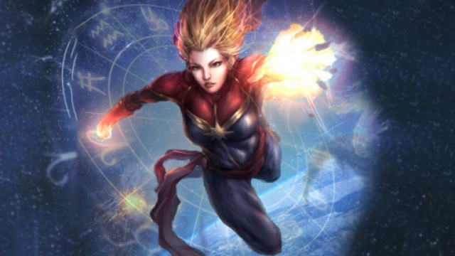 Capitan Marvel si scaglia su un cielo raffigurante lo Zodiaco