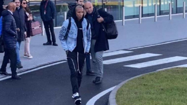 L'arrivo di Ashley Young a Milano.